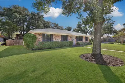4402 Fallbrook Drive, Houston, TX 77018 - Photo 1