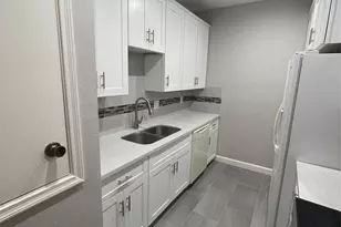 17481 Red Oak Dr, Houston, TX 77090 - Photo 7