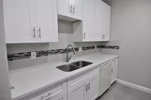 17481 Red Oak Dr, Houston, TX 77090 - Photo 9