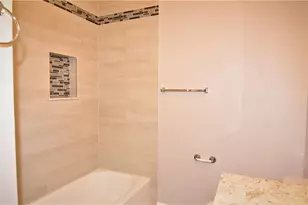 17481 Red Oak Dr, Houston, TX 77090 - Photo 33