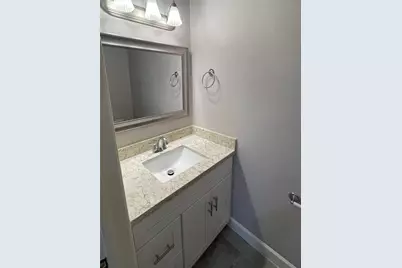 17481 Red Oak Drive #17481, Houston, TX 77090 - Photo 13