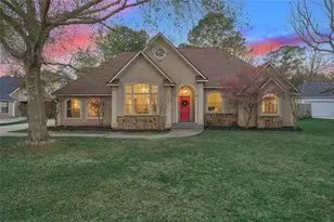 2414 Coachlight Ln, Conroe, TX 77384 - Photo 1