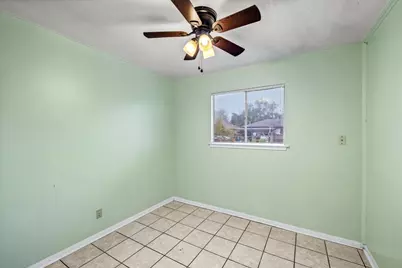 4811 Hannas Reef Drive, Bacliff, TX 77518 - Photo 19