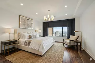 1111 Caroline St, Houston, TX 77010 - Photo 11