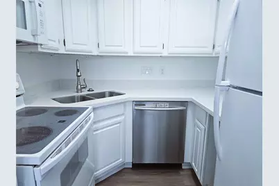 921 Marine Drive #227, Galveston, TX 77550 - Photo 7