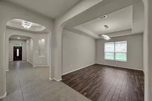 1938 Honey Laurel Dr, Conroe, TX 77304 - Photo 9