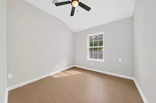 874 Green Meadow Ln, Houston, TX 77091 - Photo 23
