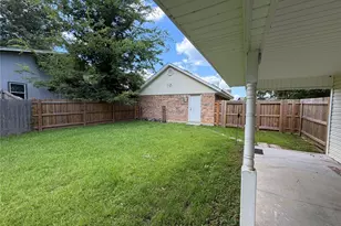 175 Confederate Dr, Hemphill, TX 75948 - Photo 5