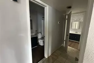 9009 Richmond Ave, Houston, TX 77063 - Photo 3