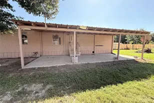 1570 County Rd 3479A, Cleveland, TX 77327 - Photo 3