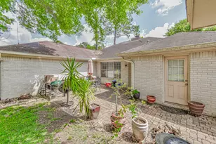 604 Fairway Dr, Richmond, TX 77469 - Photo 3