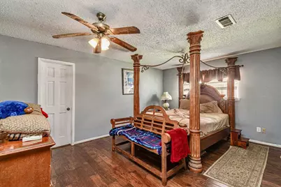 604 Fairway Drive, Richmond, TX 77469 - Photo 7