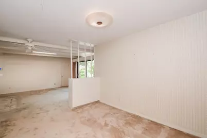 10162 Eddystone Drive, Houston, TX 77043 - Photo 5