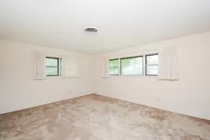 10162 Eddystone Dr, Houston, TX 77043 - Photo 13