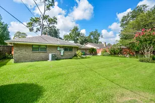 10162 Eddystone Dr, Houston, TX 77043 - Photo 3
