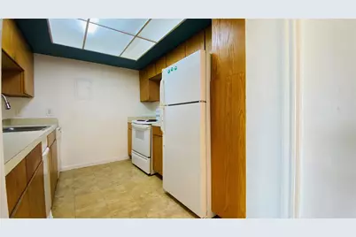 2824 S Bartell Drive #28, Houston, TX 77054 - Photo 3