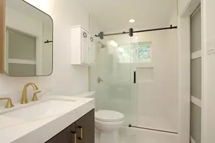 10803 Chimney Rock Rd, Houston, TX 77096 - Photo 7