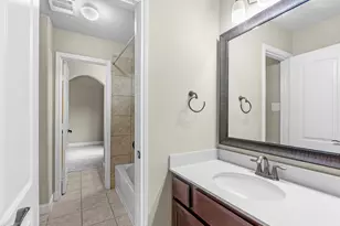 15819 Graham Spring Ln, Houston, TX 77044 - Photo 37