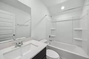 13807 Lago Vis Dr, Iowa Colony, TX 77583 - Photo 9
