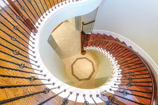 1314 Sherwood Springs Ln, Houston, TX 77043 - Photo 19