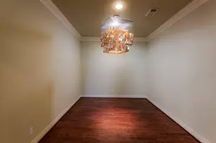 1314 Sherwood Springs Ln, Houston, TX 77043 - Photo 7