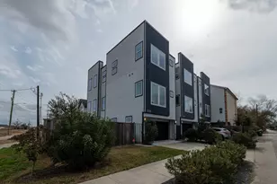 1318 Reinerman St, Houston, TX 77007 - Photo 3