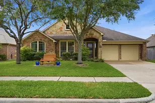 527 Jordan Creek Ct, League City, TX 77573 - Photo 1