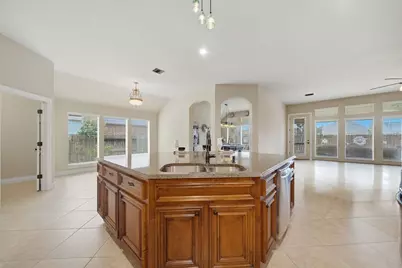 527 Jordan Creek Court, League City, TX 77573 - Photo 19