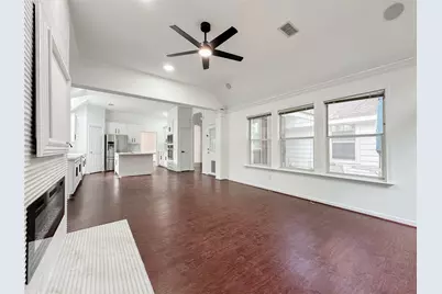 93 N Acacia Park Circle, The Woodlands, TX 77382 - Photo 17