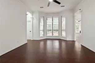 93 N Acacia Park Cir, The Woodlands, TX 77382 - Photo 21