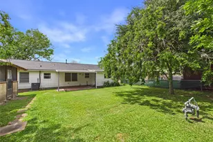 825 Grove St, Deer Park, TX 77536 - Photo 11