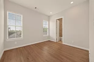 1040 W 26th St, Houston, TX 77008 - Photo 25