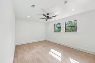 221 Montwood, Seguin, TX 78155 - Photo 19