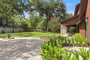 221 Montwood, Seguin, TX 78155 - Photo 41