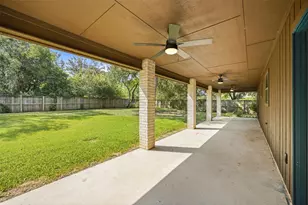221 Montwood, Seguin, TX 78155 - Photo 39