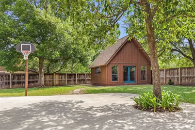 221 Montwood, Seguin, TX 78155 - Photo 45