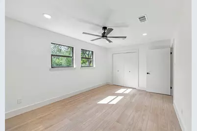 221 Montwood, Seguin, TX 78155 - Photo 23