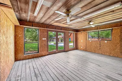 221 Montwood, Seguin, TX 78155 - Photo 47
