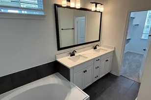 127 West Coralburst Loop, Montgomery, TX 77316 - Photo 7