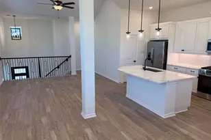 127 West Coralburst Loop, Montgomery, TX 77316 - Photo 5