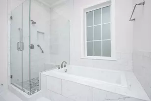 949 Dunleigh Meadows Ln, Houston, TX 77055 - Photo 33