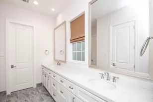 949 Dunleigh Meadows Ln, Houston, TX 77055 - Photo 37