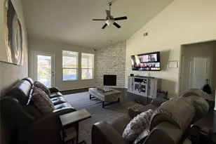 7126 Edwanna Ln, Spring, TX 77389 - Photo 9