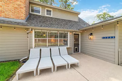563 Landfall Ln, Conroe, TX 77302 - Photo 5