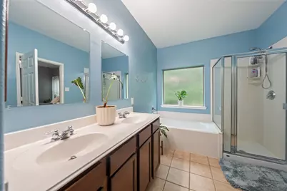 1700 Chestnut Glen Court, Conroe, TX 77301 - Photo 21