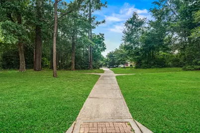 1700 Chestnut Glen Court, Conroe, TX 77301 - Photo 33