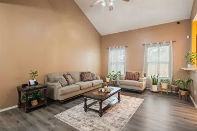 1700 Chestnut Glen Court, Conroe, TX 77301 - Photo 11