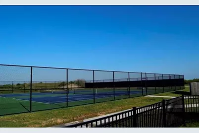 3210 Bay Ridge Drive, Palacios, TX 77465 - Photo 5