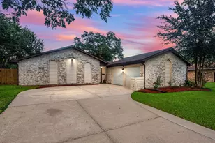 15714 Rill Ln, Houston, TX 77062 - Photo 1
