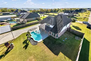 4603 Clearwater Rd, Baytown, TX 77523 - Photo 3